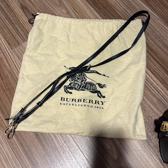 Vintage Burberry Bag - Picture 6 of 6